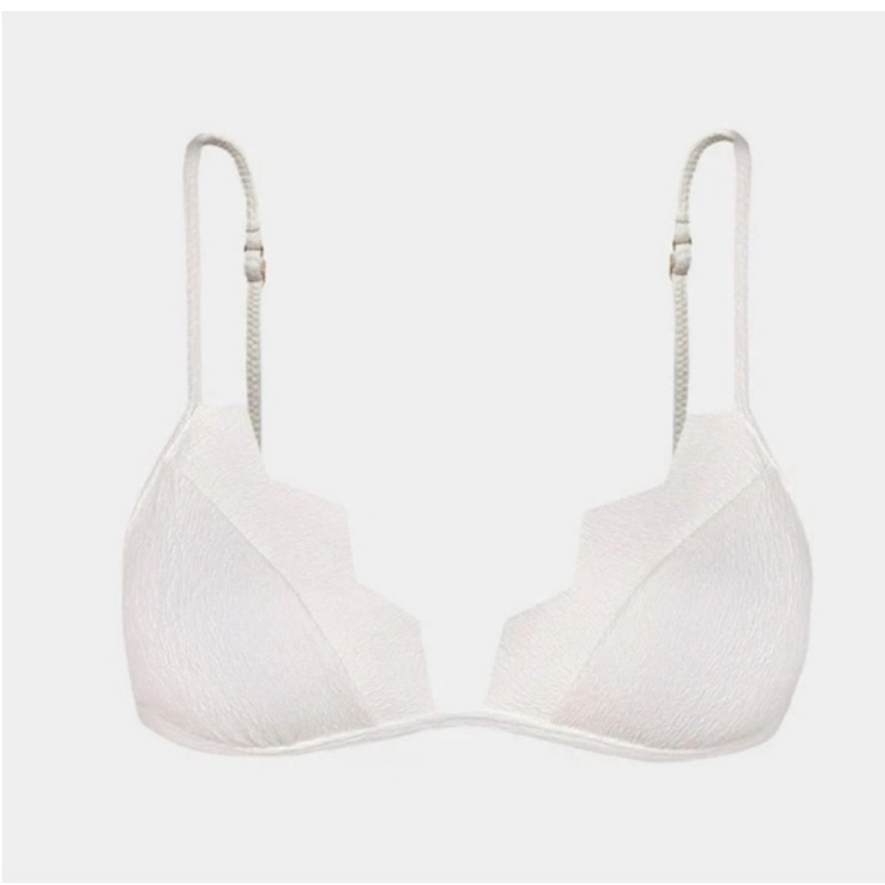 Vix White Scalloped Triangle Bikini Set - Picture 5 of 7